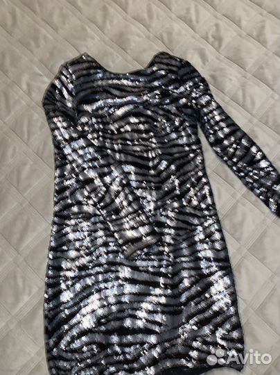 Платье вечернее с пайетками