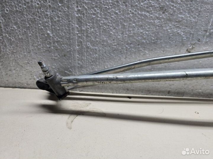 Трапеция дворников в сборе с моторчиком Лада