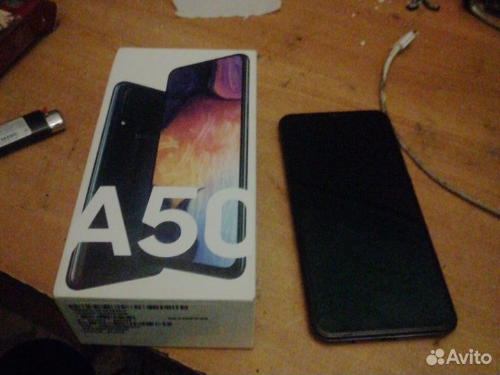 Samsung Galaxy A50, 6/128 ГБ