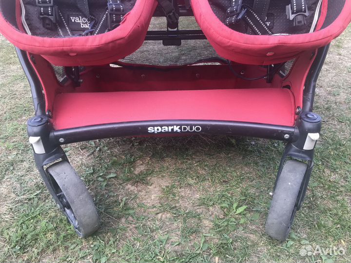 Коляска для двойни Valco spark duo