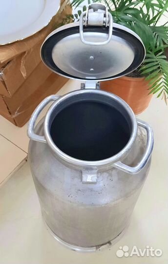 Фляги новые алюминиевые и бидоны