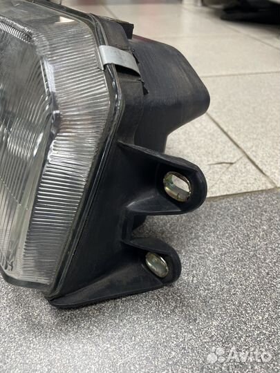 Фара правая mitsubishi galant 1984-1990 год