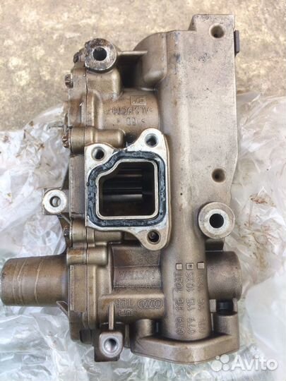 Масляный насос Audi Q7 4.2