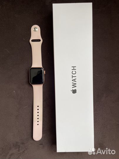 Часы Apple Watch SE 40 mm