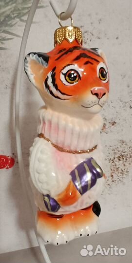 Елочная игрушка Тигруша с хлопушкой, Ариель