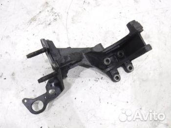 Кронштейн генератора Форд