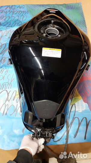 Бензобак honda VFR 1200