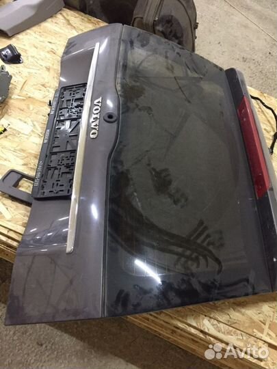 Крышка багажника на Volvo Xc 90