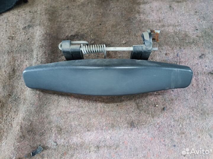 Ручка задняя левая renault sandero