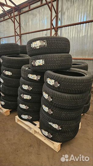 Arivo Winmaster ProX ARW3 215/45 R18