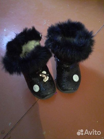 Зимние сапожки для девочки