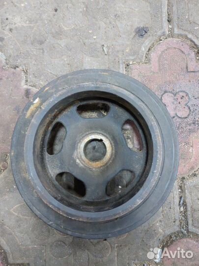 Шкив коленвала Mercedes Vito 2.2L