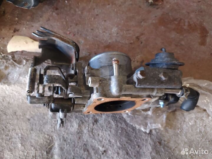 Дросельная заслонка Тойота Камри xv10 3vz fe