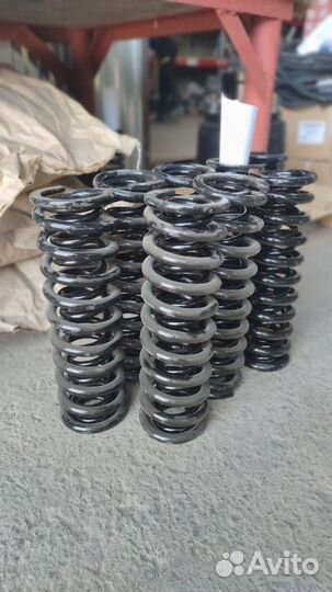 Пружина трапов полуприцепа внутренняя (12х80х377)