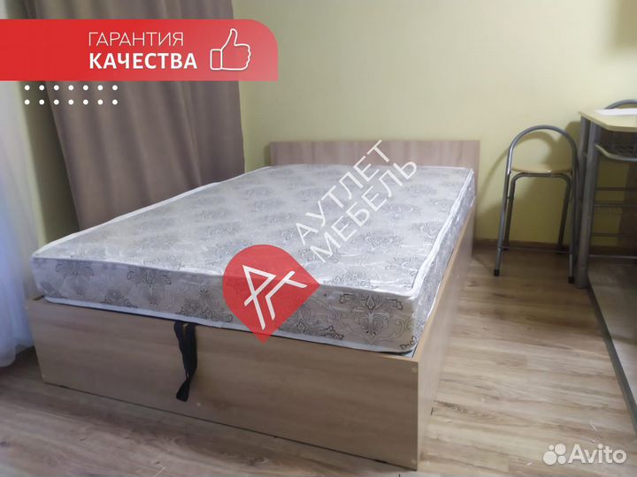 Кровать двухспальная с подъемным механизмом