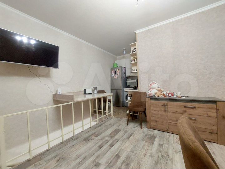 2-к. квартира, 70 м², 1/3 эт.