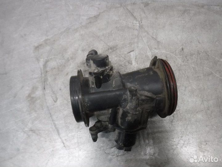 Дросельная заслонка Renault Logan K7M 2009