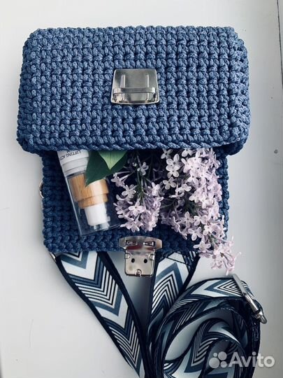 Вязаная сумка кросс-боди