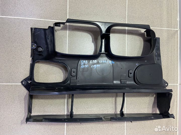 Рамка радиатора BMW 5 E39