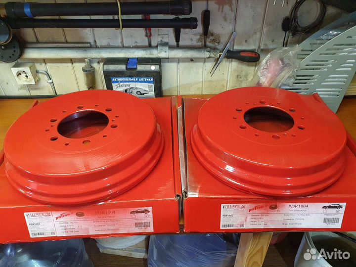 Toyota hilux задние тормозные барабаны