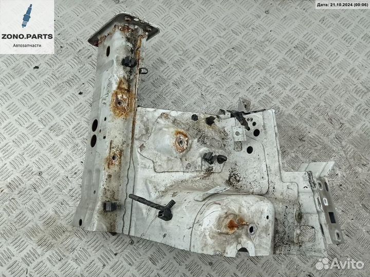 Лонжерон кузовной передний правый на Ford B-Max