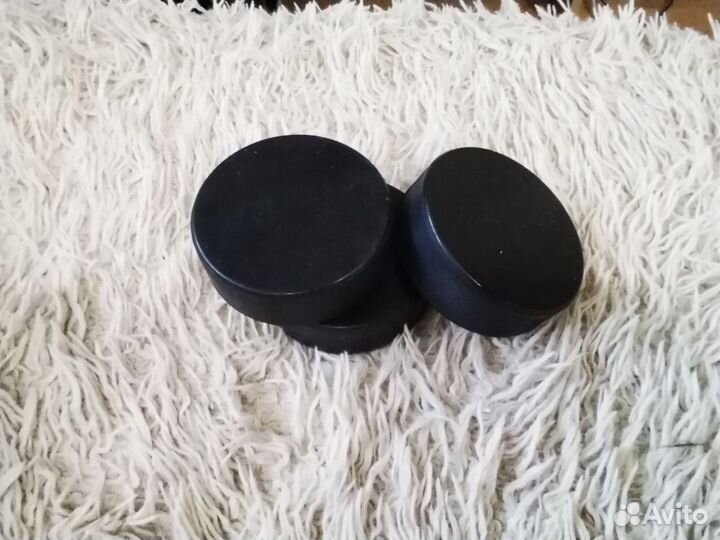 Шайба хоккейная