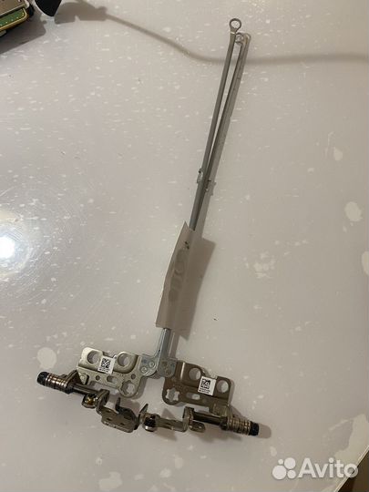 Петли для Dell Vostro 15