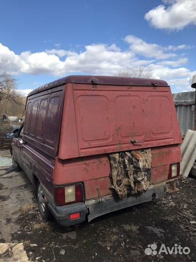 ИЖ 2717 1.6 МТ, 2002, 200 000 км