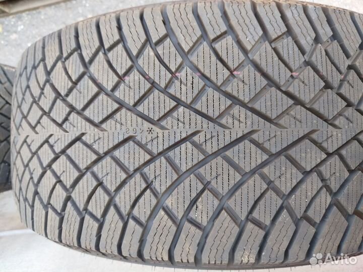 Nokian Tyres Hakkapeliitta R5 SUV 285/40 R22