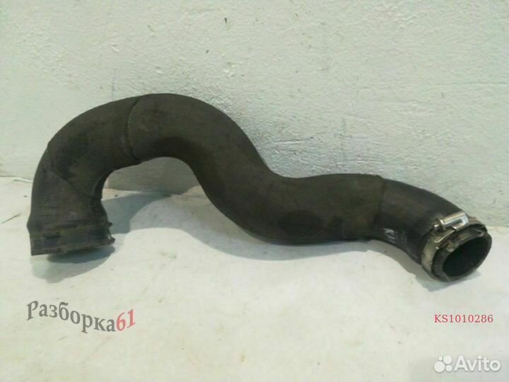 Патрубок воздушный audi A4 B8