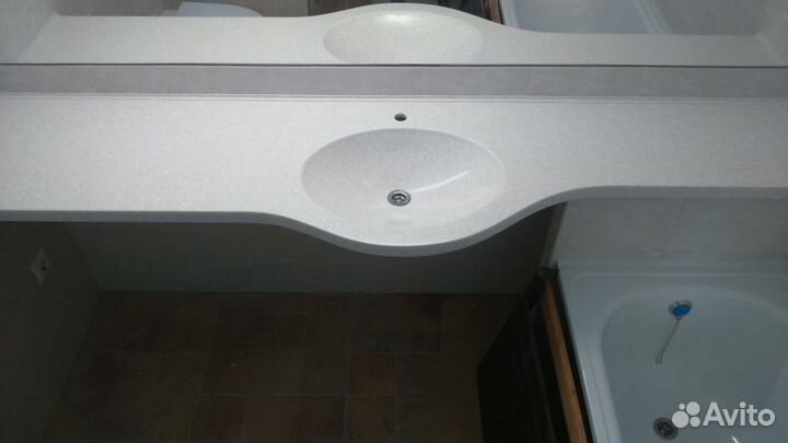 Столешница в ванную из искусственного камня