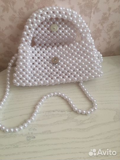 Сумка из акриловых бусин