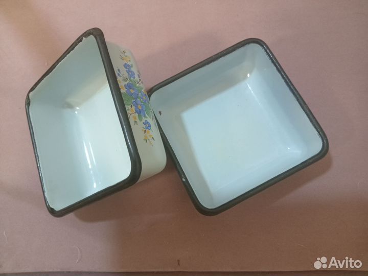 Посуда, тарелки, бокалы, лотки