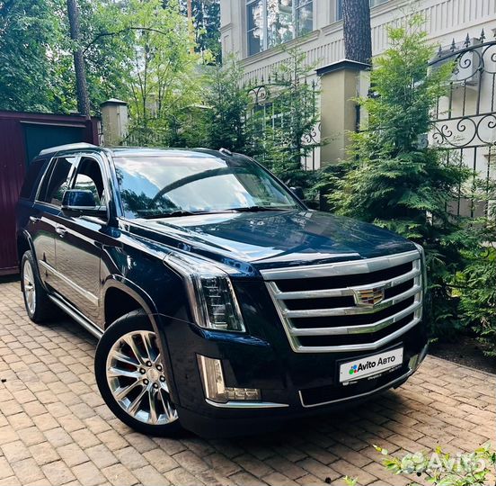 Cadillac Escalade 6.2 AT, 2018, 175 000 км