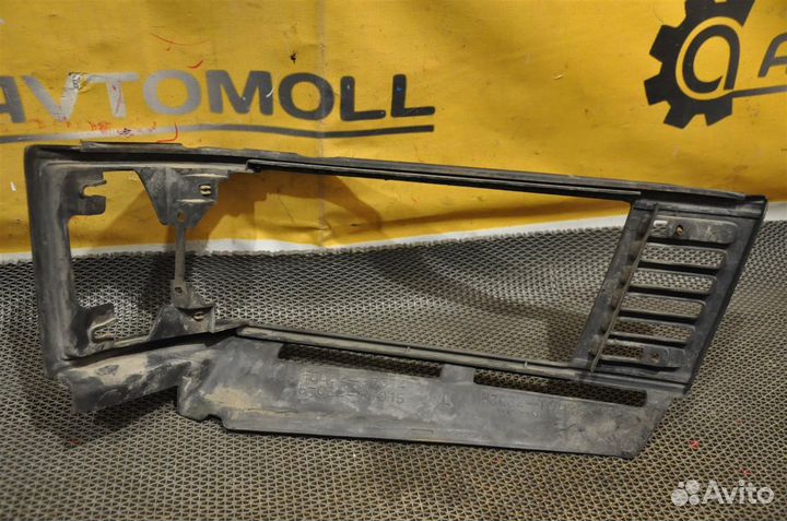 Рамка фары toyota Master Ace Surf YR20G