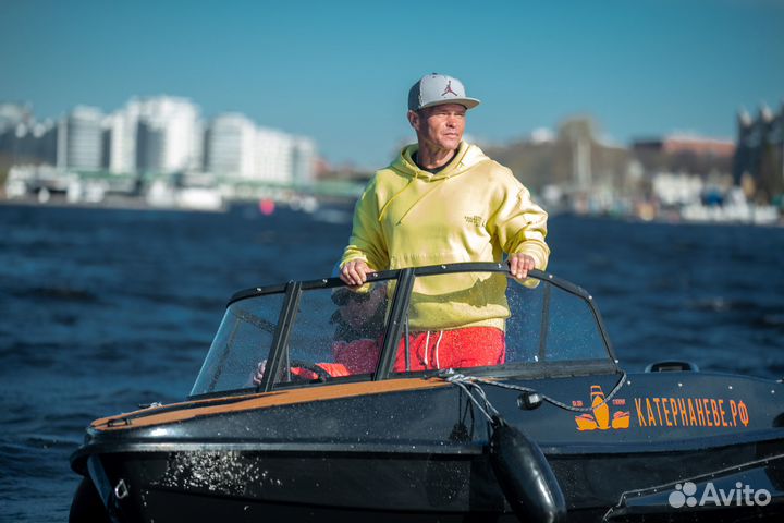 Аренда катера без капитана. Водные прогулки