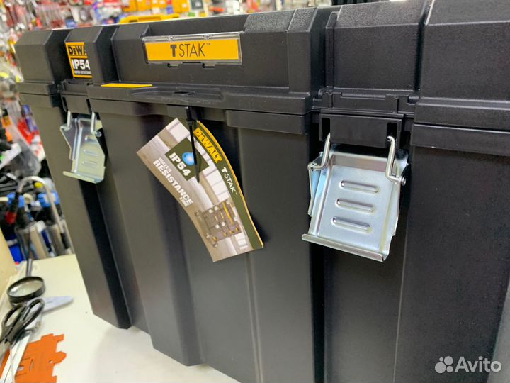 Ящик для инструмента dewalt tstak dwst83347-1