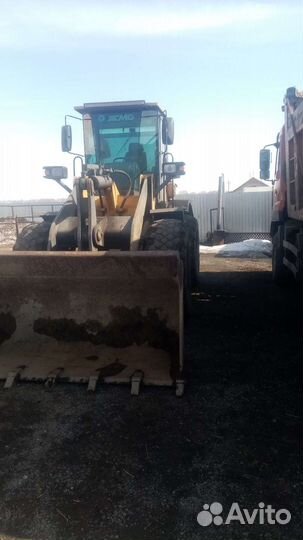 Услуги фронтального погрузчика