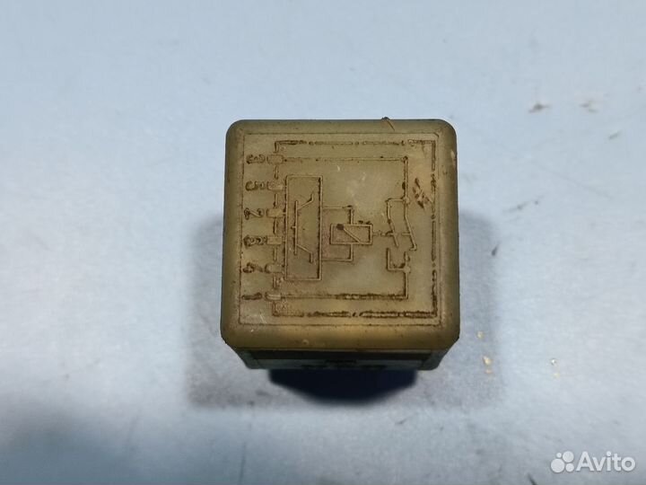 Реле для Mercedes-Benz W124