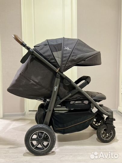 Прогулочная коляска Joie Signature
