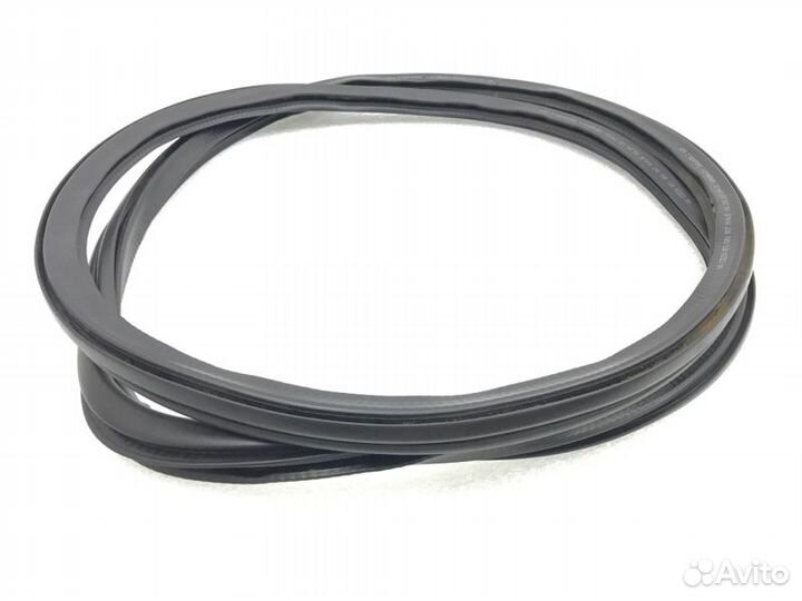 Уплотнительная резинка задняя правая Volkswagen