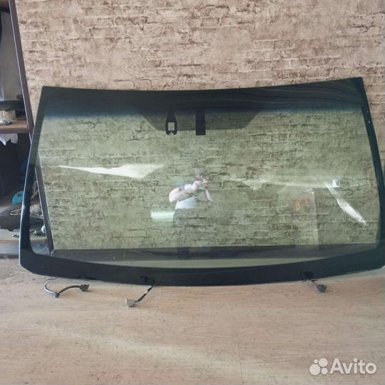 Стекло лобовое LC150Prado (полный обогрев + д/д)