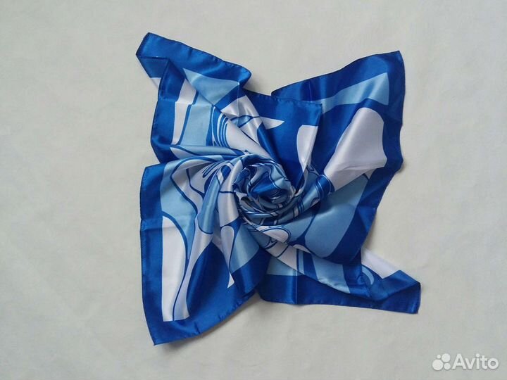 Новый платок синий, белый, голубой 65х65см косынка