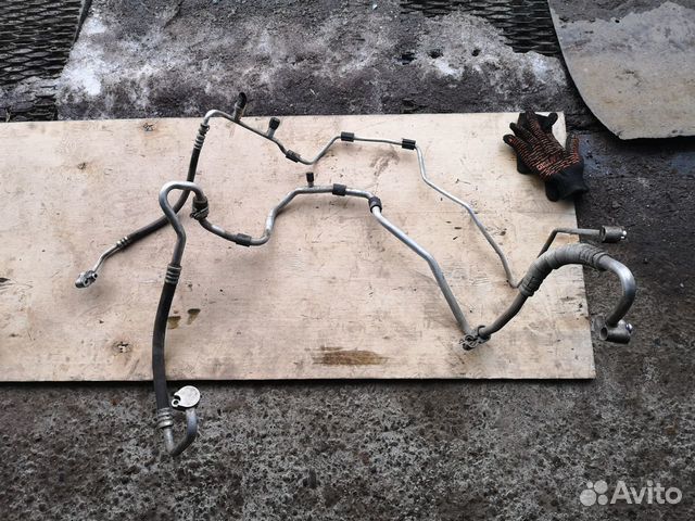 Трубка шланг кондиционера на VW Passat B7 CC 08-17