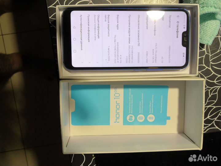 HONOR 10, 4/128 ГБ
