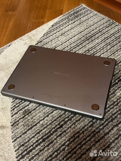 MacBook Pro 14 M1 Max 64gb 2tb