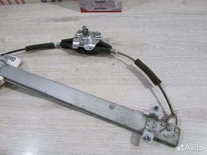 Стеклоподъемник задний левый Kia Rio 3