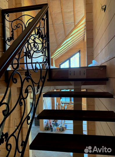 Лестница в дом. Заключаем договор