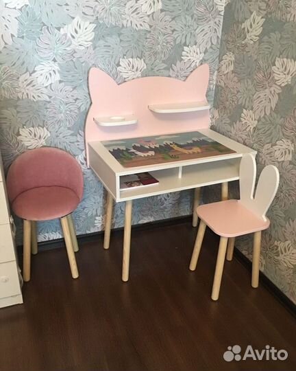 Детский стол и стул