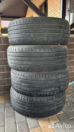 Kumho Ecsta HS51 235/55 R17 103W